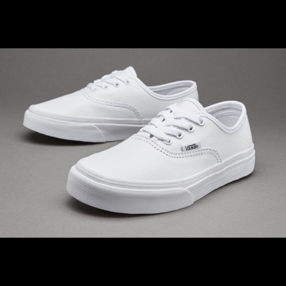 Brand new white vans size 8